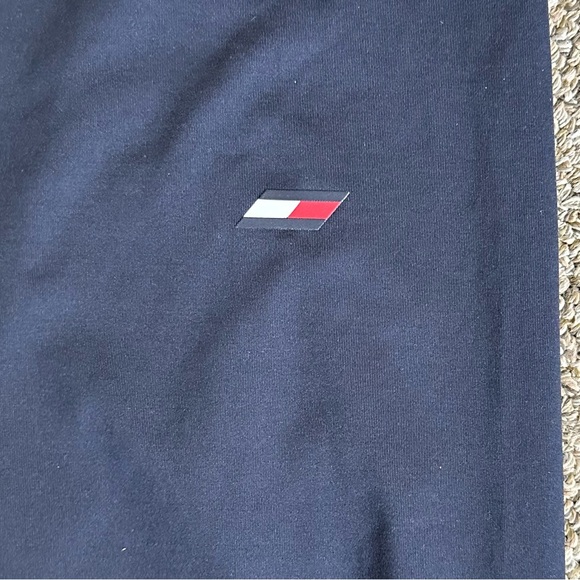 *Prive Drop* Tommy Hilfiger Plus Size Diagonal Stripe Leggings - Picture 3 of 4